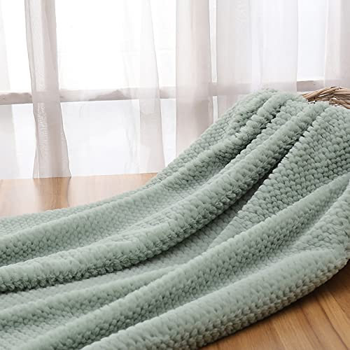 Yimihua Ananas Plüschstoff Velour Kunstfell Kaninchen Fell Stoff 10mm Florlänge Stoffe zum nähen polsterstoff 160cm*50cm,Grün(Size:1.6m*4m)