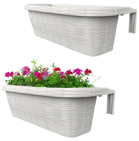 GarPet 2X Blumenkasten Balkongeländer Balkon Blumenkasten Balkonkasten mit Halterung Geländerkasten mit Wasserspeicher Rattan Optik Weiß 60 cm