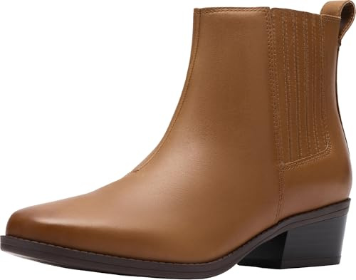 Clarks Womens Danyelle Skip Tan Leather 8 Medium