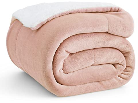 BEDSURE Kuscheldecke - Warm Sherpa Wolldecke & Sofadecke, Flauschig Sofaüberwurf Decke, Dicke Couchdecke, Fleecedecke, Flauschige Wohndecke für Couch, Grau Rosa, 130x150 cm