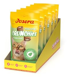JOSERA Crunchies Catnip | 6X 60g | Knusperkissen mit Katzenminze für Katzen | Adult | Premium Snack für Katzen - außen knusprig, innen cremig | getreidefrei & zuckerfrei | mit Vitaminen & Taurin