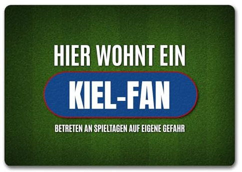 trendaffe Hier wohnt ein Kiel-Fan Fußmatte ohne Rand mit Rasen Motiv