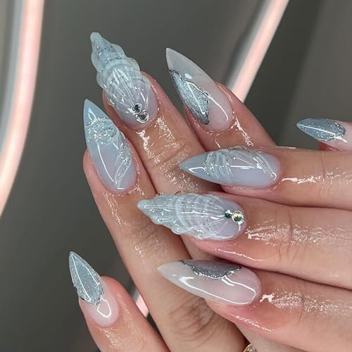 Faux Ongles Court MouyouGlow,Amande Baby Bleu Paillettes 3D Coquille Teardrop Cute Strass Press on Nails avec Colle à Ongles,Y2K Blue Coquette Fake Nails