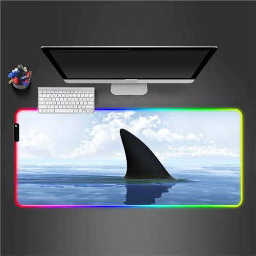 RGB Tapis de Souris Gaming Grand Tapis de Souris XXL 900x400x4mm 14 Modes d'éclairage LED Lumineuse Tapis de Souris Mouse Pad Rétroéclairage pour Gamer Clavier PC, Les Requins