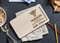 Personalisierte Frühstücksbrettchen Brettchen aus Holz für Kinder | Vesperbrett 30 x 18 cm mit Motiv Yoda | Brettchen mit Namen und Spruch | Vesperbretter mit Gravur