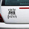 Yelolyio More Amor Por Favor Vinyl-Auto-Aufkleber, inspirierende Zitate, 15,2 cm, wasserdicht, Aufkleber für Autos, Laptops, Wände, Türen, Fenster, Stoßstangenaufkleber, Dekoration