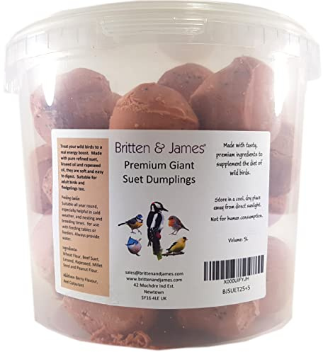 Britten & James 30 Giant Suet Dumplings for Wild Birds | In a Stay Fresh Resealable 5L Tub