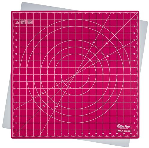 The Quilted Bear Rotierende Schneidematte/Bastelmatte 18x18 Zoll, selbstheilend und 360° drehbar, innovatives Verriegelungsdesign, rutschfeste Unterseite, mit 30/45/60-Grad-Markierungen.