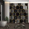 Tayney Ensemble de rideau de douche en marbre avec housse d'abattant de toilette et tapis antidérapants, rideau de douche 4 pièces à motif géométrique hexagonal noir et doré avec 12 crochets, ensemble