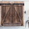 ABAKUHAUS Rustique Rideau de Douche, Photo Porte Grange en Bois, Tissu Ensemble de Décor de Salle de Bain avec Crochets, 175 cm x 220 cm, Beige