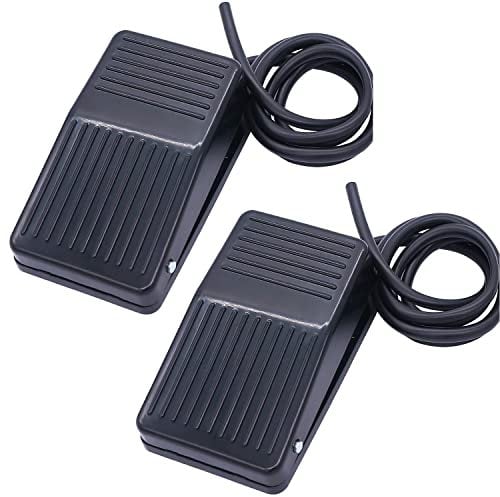 Taiss 1 pezzi Interruttore a Pedale 220V Momentaneo SPDT NO NC Antiscivolo Industriale Pedale Commutatore 250VAC 10A,con 1m Cavo,per Macchina da Cucire TFS-1