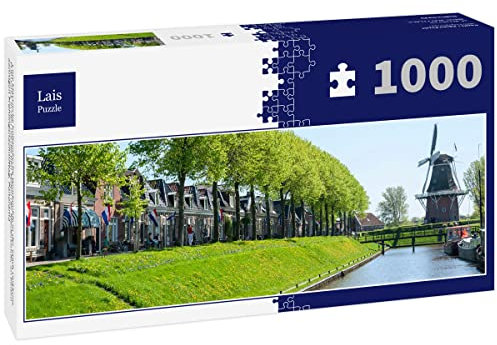Lais Puzzle Eine Klassische holländische Windmühle in der Stadt Dokkum, Friesland, in den nördlichen Teilen der Niederlande, an einem sonnigen Frühlingsnachmittag, Panorama 1000 Teile Panorama