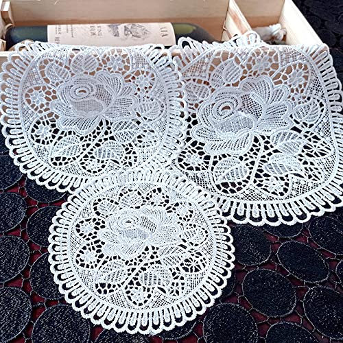 4 Stück weiß Spitze Stickerei Tisch Tischset,Spitze Untersetzer Runden Blumen-Form Matte Tischset Platzsets Tisch Vollhäkel Deckchen Cup Coasters für Esszimmer Küche Bankett Hochzeit Deko 25cm,Rose