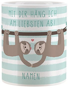 Herz & Heim® Tasse mit Faultier Paar - Mit dir häng ich am liebsten ab! - mit Aufdruck der Namen der Liebenden