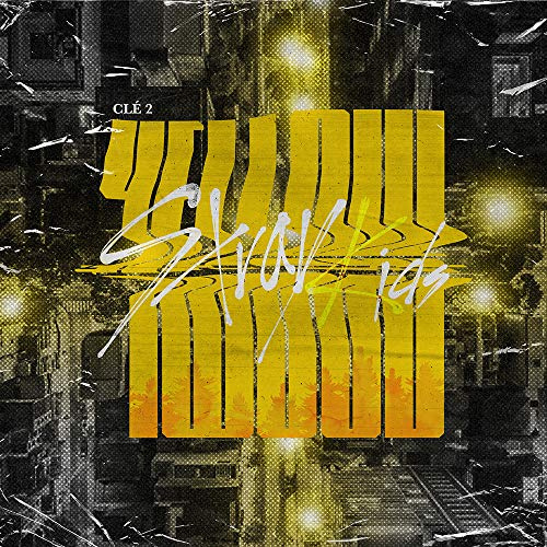 JYP Stray Kids - Clé 2 : Yellow Wood (Special Album) [Yellow Wood ver.] CD+Photobook+3QR Photocards+Pre-Order Benefit+Folded Poster+Double Side Extra Photocards Set