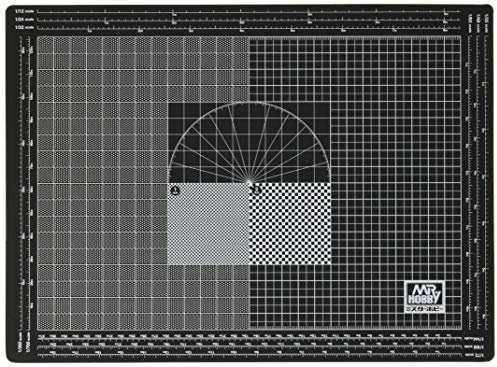 Mr. Hobby MT802 Mr. Cutting Mat, A4 Size, Mr. Tools, Schneidematte, Sichere Unterlage zum Schneiden & Basteln, Für Modellbau, Schnittfest, mit Maßskala, Schwarz, Weiß, PVC, DIN A4
