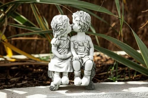 Garden Mile Estatua de jardín para niños en Banco con Efecto de Piedra Blanca, Adornos de jardín al Aire Libre, Escultura de jardín Decorativa Hecha a Mano de Resina para Patio (28 cm de Alto)