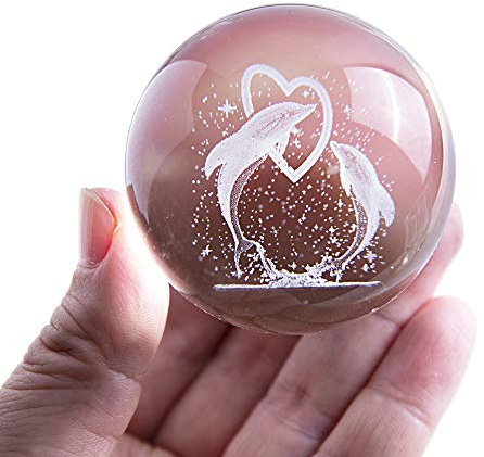 HDCRYSTALGIFTS 3D-Delfin-Kristallkugel mit Metallständer als Valentinstagsgeschenk, Geburtstagsgeschenk, Liebesherz