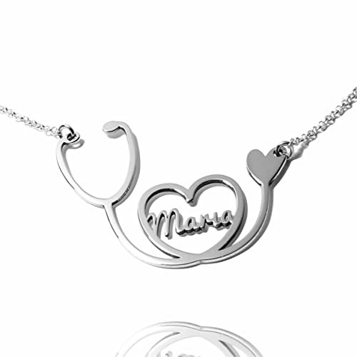 Collar Fonendoscopio Personalizado con Nombre – Plata de Ley 925 (39x36mm) – Joyería Grabada para Médicos, Enfermeras y Sanitarios – Regalo Original. Modelo F.CORA