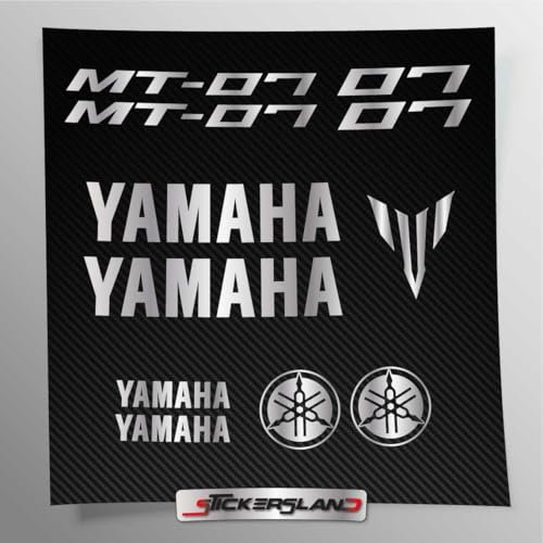 Kit adesivi compatibile con serbatoio e casco moto | Vinile Prespaziato FACILE APPLICAZIONE | scritte loghi | Stickersland® - MT-07 (Argento Metallizzato Opaco)