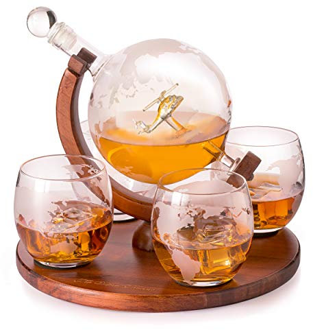 Helicopter Whiskey Decanter Set – For pilots & aviation fans. Unique globe decanter with military helicopter design. Ideal for whiskey lovers & décor