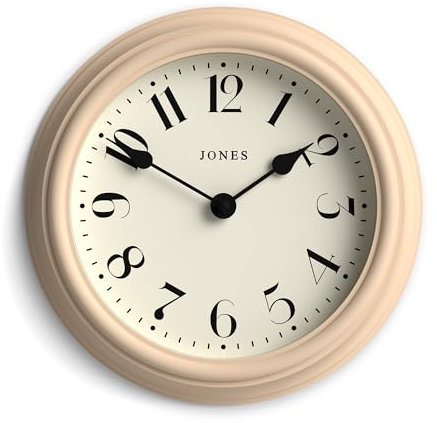 JONES CLOCKS® Frieze wanduhr | Kleine Elegante Klassische runde Uhr | 23 cm | Nougat | Schönes Design ideal für die Küche, das Wohnzimmer, das Schlafzimmer, große oder kleine Räume