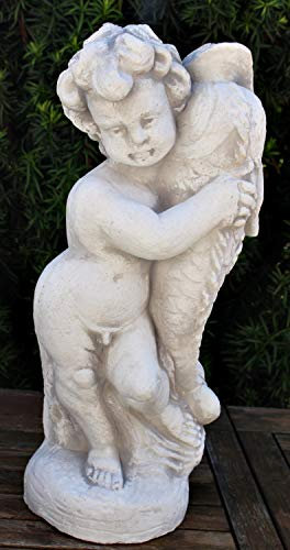 JS Garten Deko Beton Figur Statue Putte mit Fisch als Wasserspeier (ohne Schlauch) H 42 cm Dekofigur Gartenskulptur