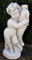 JS Garten Deko Beton Figur Statue Putte mit Fisch als Wasserspeier (ohne Schlauch) H 42 cm Dekofigur Gartenskulptur
