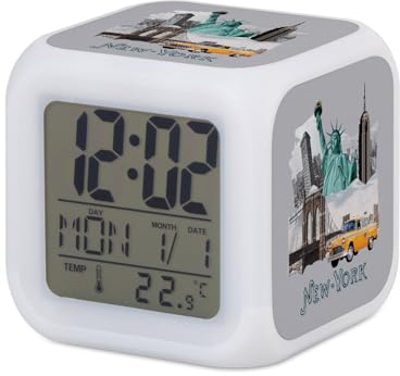 Fabulous Wecker Würfel beleuchtet Grau – New York Collage Amerika Reise Postkarte – 7,8 x 7,8 x 7,8 cm – Retro Beleuchtung Mehrfarbig LED