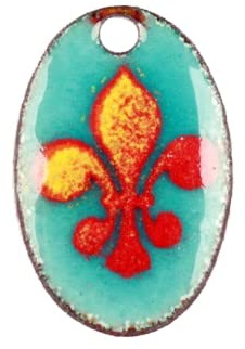 Pendentif fleur de lys bleu vert émail sur cuivre