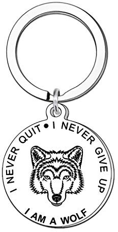 QMVMV Wolf Schlüsselanhänger Inspiratinal Geschenke Schlüsselanhänger Spruch I Never Give Up Never Quit für Frauen Männer Teen Mädchen Tochter Son Schwester Beste Freundin