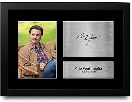HWC Trading FR A4 Milo Ventimiglia This Is Us Geschenke Gedrucktes Signiertes Autogramm Foto für Fans von Fernsehshows - A4 Framed