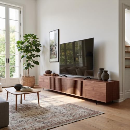 EOBfurniture TV Schrank 180 cm passend für 75 Zoll Fernseher, Lowboard mit Lamellentüren und großem Stauraum, vielseitiges TV Board für Wohnzimmer & Unterhaltungsraum, Sideboard in Nussfarbe (180cm)