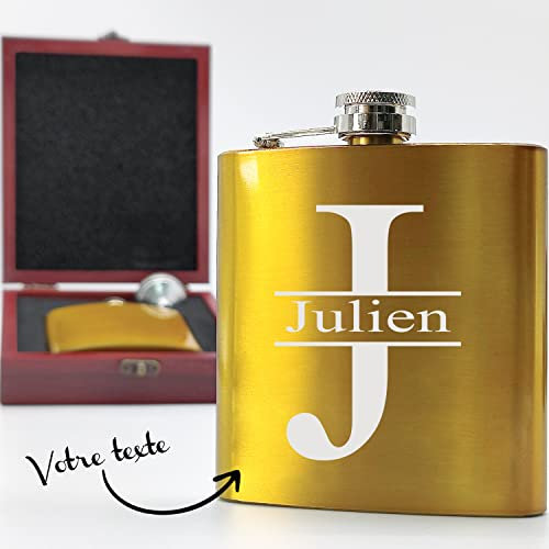 KDO MAGIC - Flasque alcool personnalisé - Flasque de poche personnalisable avec un prénom - 175ml - Couleur or - Idée cadeau pour fête des pères, anniversaire, retraite et noël (Modèle Majuscule)