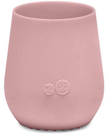 ezpz Tiny Cup (Rouge) – 100% Silikon-Trainingsbecher für Kleinkinder – entworfen von einem pädiatrischen Ernährungsspezialisten – ab 4 Monaten – babygeführte Entwöhnungsausrüstung und