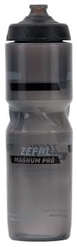 ZEFAL Magnum Pro Noir Fumé et Gris - Bidon Velo de Grande Contenance - Gourde Vélo/VTT et Sport Réutilisable sans BPA - Tétine en Silicone Étanche - 975 ml, 92 g