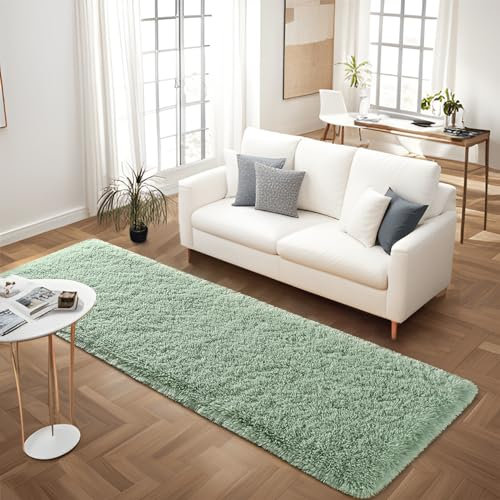 FALARK Weicher grüner Läufer für Schlafzimmer, 6 x 1,8 m, Bettvorleger, Plüsch, flauschige Teppiche, Shag Furry, moderner Teppich für Wohnzimmer, Mädchen, Kinderzimmer, Heimdekoration, Grün