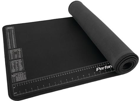 PERFORMANCE TOOL W88977 Neoprenmatte mit Lineal und Referenztabelle, chemikalienbeständig, 40,6 x 90,5 cm, schützt Arbeitsfläche vor Lösungsmitteln und Ölen