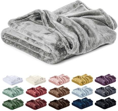Lavea® Mikrofaser Kuscheldecke flauschig und weich, warme Fleecedecke für Sofa und Bett, Pflegeleichte Decke, atmungsaktiv und hautfreundlich, Wolldecke, Sofadecke Wohnzimmer, Silber, 150x200 cm