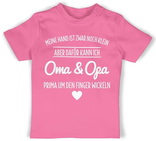 Baby T-Shirt Mädchen Jungen - Sprüche - Oma und Opa um den Finger Wickeln Großeltern - 18/24 Monate - Pink - Klamotten Babykleidung mit sprüchen Spruch Omas Tshirt Baby-Kleidung