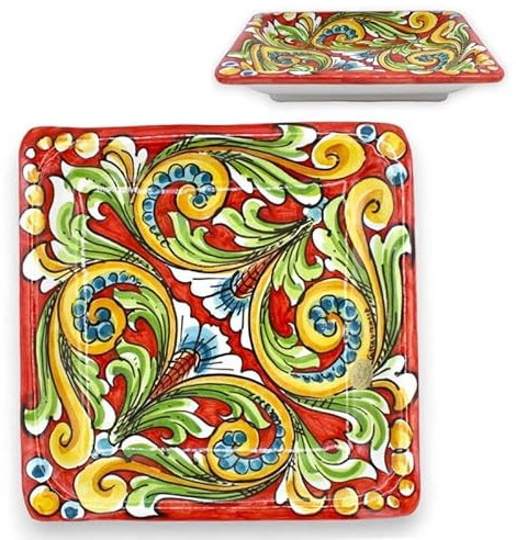 SICILIA BEDDA CAPACI Vassoio Quadrato in Ceramica Caltagirone, Piatto da Portata, L 25 x 25 cm ca. Fondo Rosso, Decoro Barocco e Floreale