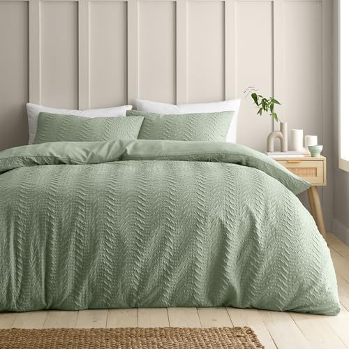 Catherine Lansfield Heatset Wave Super King Duvet Cover Set with Pillowcases Mint Green