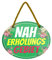 Naherholungsgebiet Schild - Metallschild mit Kordel und Saugnapf - Retro Deko Hängeschild - Dekoration für Balkon Terrasse Garten Loggia Lieblingsplatz Schrebergarten Campingplatz - 18x12cm