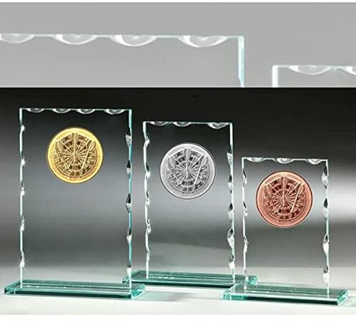 eberin · Dart Pokal mit Gravur · Darts Pokale aus Glas · Dekor Dartpfeil Dartscheibe · Gold · Silber · Bronze· Dartsport Award · Dartspieler Ehrenpreis · in 3 Größen