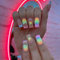 Ceboic 24 Stück Press on Nails Mittel, Eckig Nägel zum Aufkleben French Künstliche Nägel, Square Full Cover Kunstnägel mit Liebe Regenbogen Design Acryl Fingernägel Falsche Nägel für Frauen