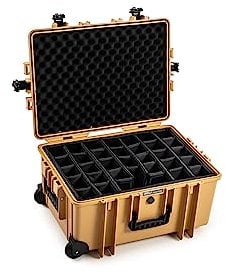 B&W Transportkoffer Outdoor - Typ 6800 Desert-Tan - mit variabler Facheinteilung, Trolley Koffer, ideal auf Tour - wasserdicht nach IP67 Zertifizierung, staubdicht, bruchsicher und unverwüstlich