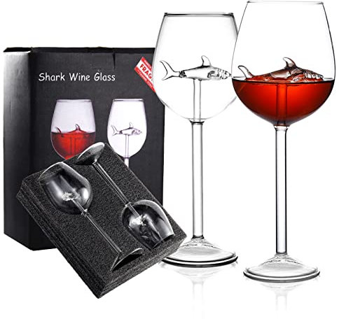 SLHOWOW Wine Glasses Set with Shark Inside,Novelty Personalized Lead-Free Clear Wine Glass Gifts for Birthday Wedding Anniversary Party Various Holidays (2 Pack with Box Packing)