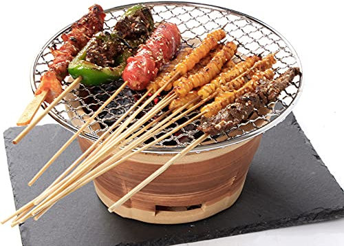 Barbecue traditionnel à charbon d'argile avec filet en acier inoxydable portable pour les fêtes, le camping et les pique-niques - Four en carbone authentique pour la cuisson de poêles en argile marron