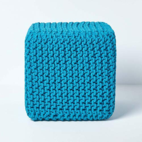 Homescapes gestrickter Sitzhocker Sitzwürfel türkis, Strick Sitzpuff 35 x 35 x 35 cm, Strickhocker mit grob gestricktem Bezug aus 100% Baumwolle, Füllung aus 100% Polystyrol, blaugrün