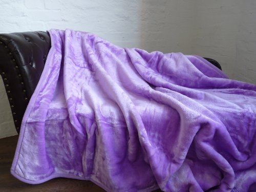 Natur-Fell-Shop Kuscheldecke Tagesdecke Decke Glanz-Design Flieder/lila 160x200cm